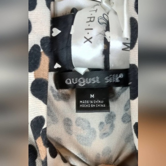 Animal Print Top Medium Keyhole Front Mock Neckline Cheetah Leopard August Silk - Picture 6 of 6